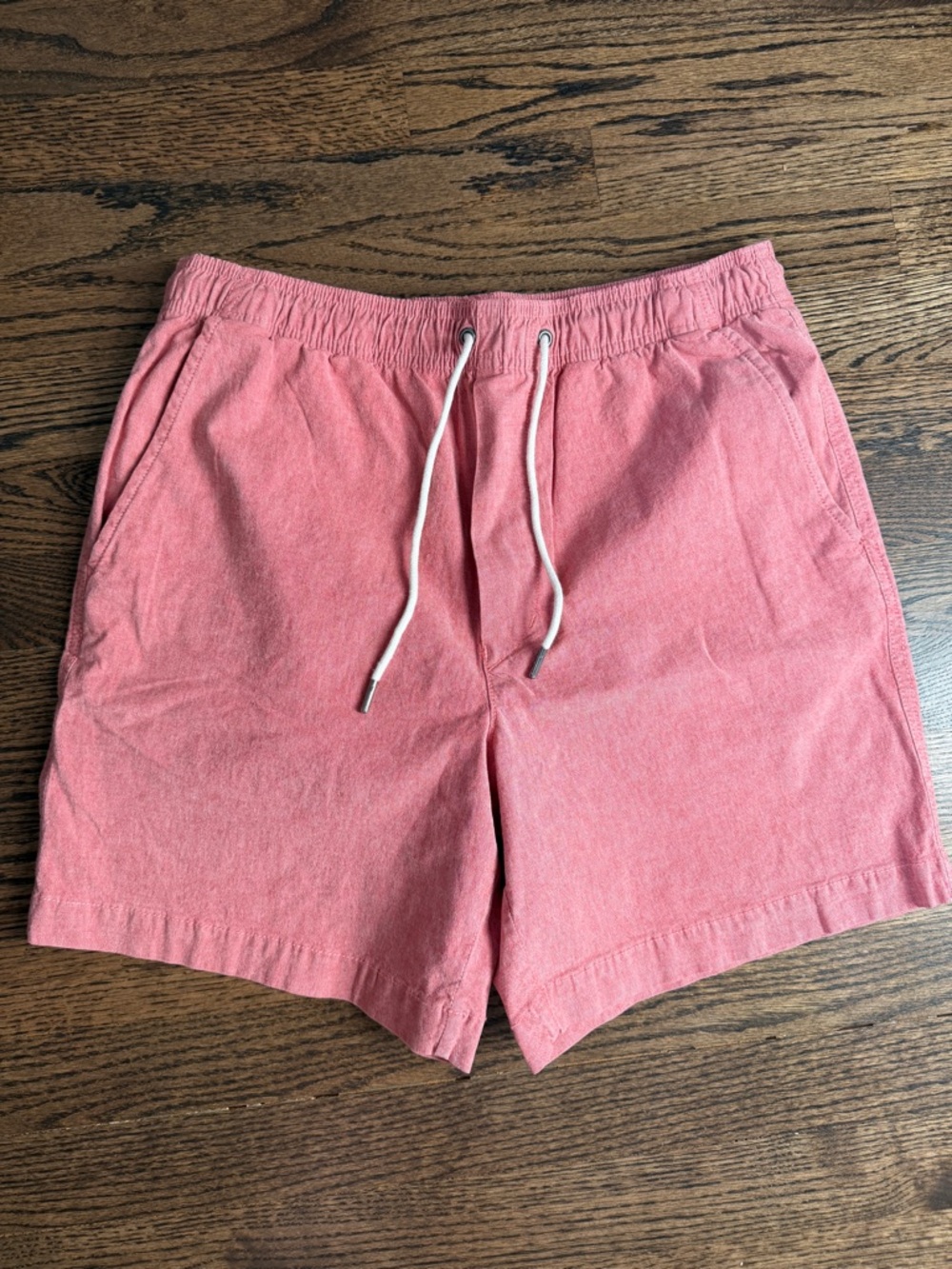 Men’s American Eagle shorts- small